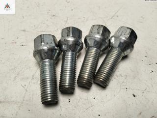 болт колесный Renault Scenic 2 поколение 2004, 1.5 л., дизель, МКПП, серый, минивэн, 8200030701