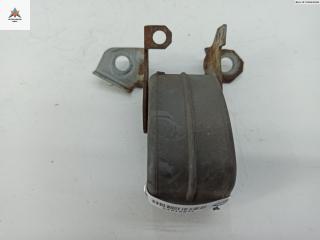 кронштейн глушителя Audi A6 4F/C6 2005, 2.7 л., дизель, МКПП, зелёный, универсал, 4F0253144P