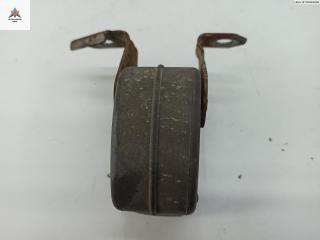 кронштейн глушителя Audi A6 4F/C6 2005, 2.7 л., дизель, МКПП, зелёный, универсал, 4F0253144D