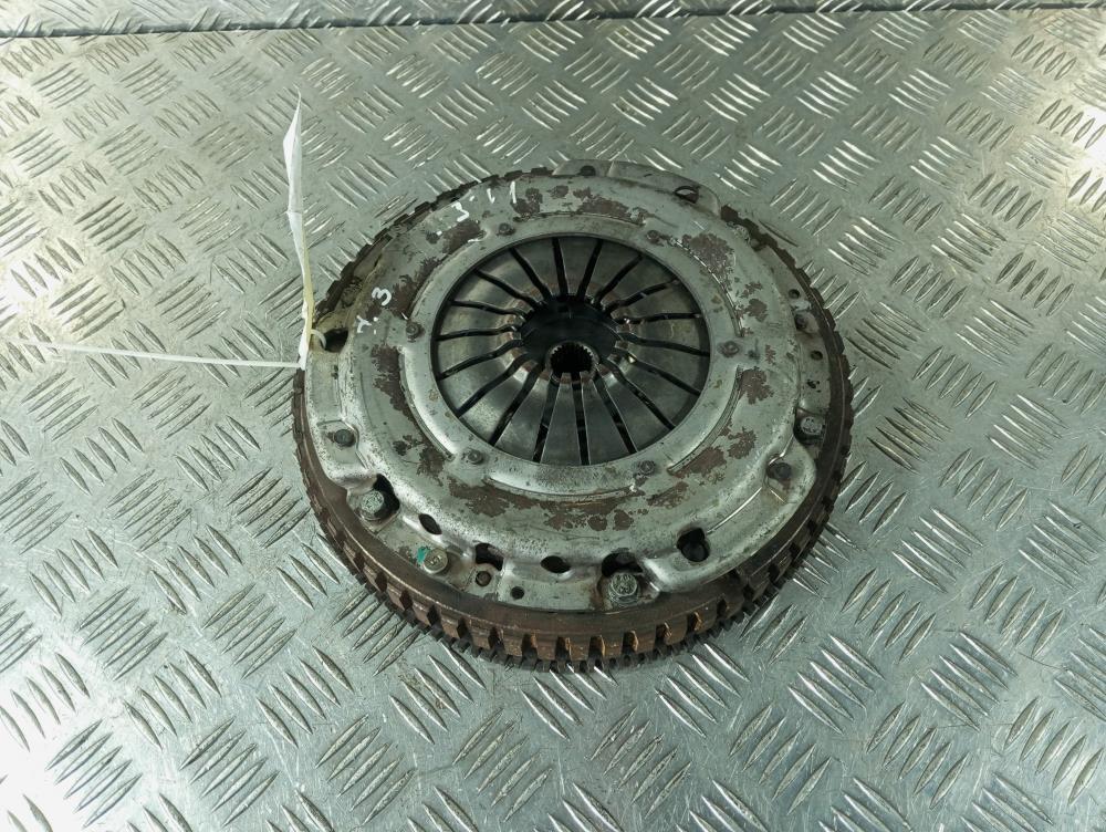 маховик Renault Clio 3 поколение 2006, Дизель 1.5, цвет - фото №1