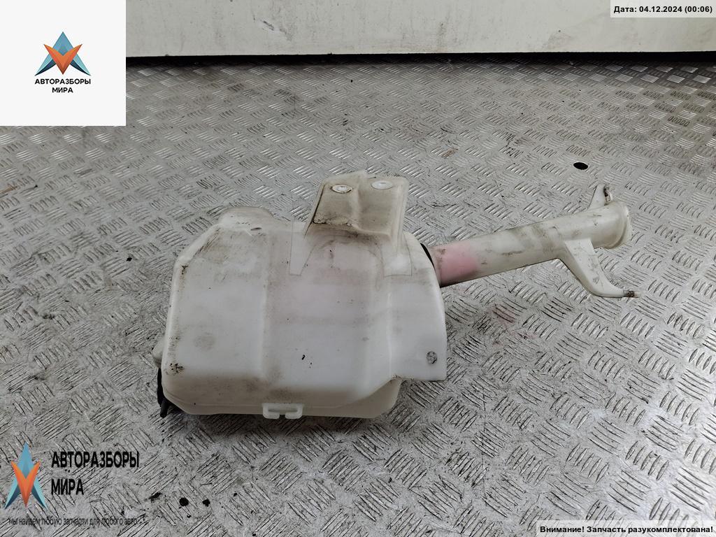 бачок омывателя Mitsubishi Grandis 1 поколение 2004, 2.4 л., бензин, минивэн, MN182394 - фото №1