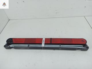 знак аварийной остановки Audi A6 4B/C5 2000, 2.7 л., бензин, АКПП, зелёный, универсал, 4B9860251