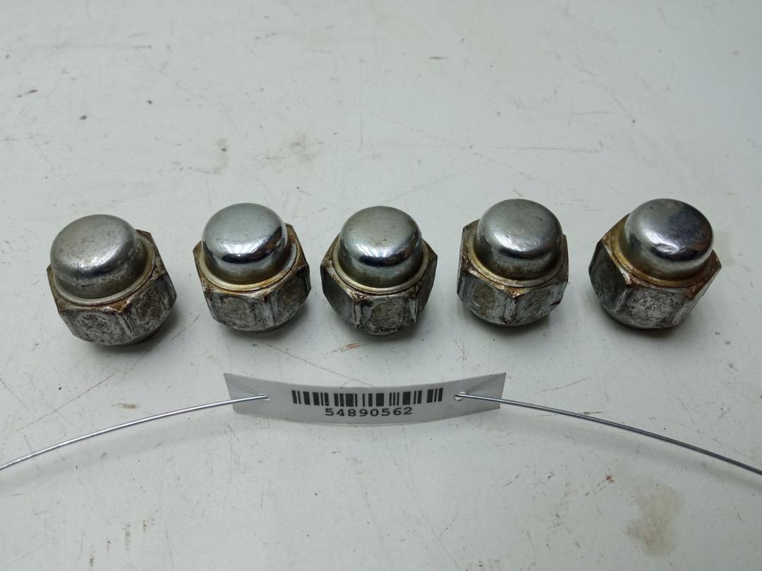 болт колесный Mazda Xedos 9 2002, 2.5 л., бензин, АКПП, серый, седан