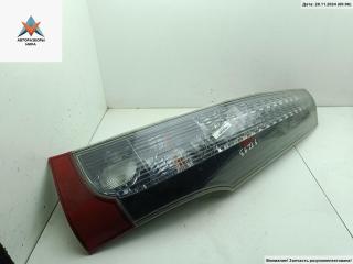 фонарь задний правый Mitsubishi Grandis 1 поколение 2004, 2.4 л., бензин, МКПП, чёрный, минивэн