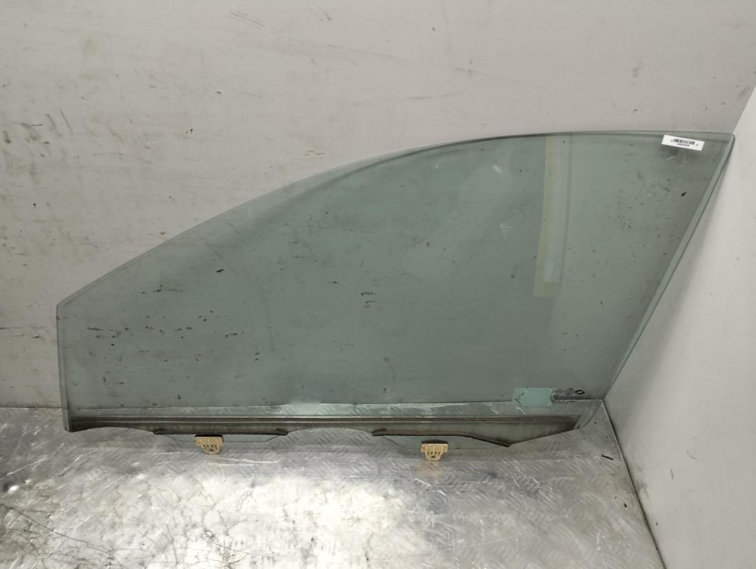 стекло двери передней левой Renault Koleos 2008, 2.0 л., дизель, МКПП, серый, внедорожник 5 дв., 43R00108