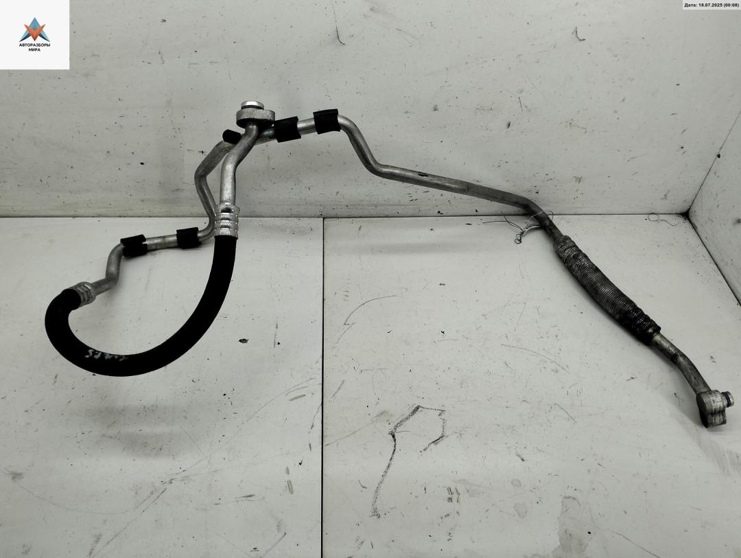 трубка кондиционера Volkswagen Golf 6 поколение 2011, 2.0 л., дизель, МКПП, чёрный, универсал, 1K0820743FD - фото №1