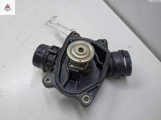 корпус термостата Opel Omega B [рестайлинг] 2002, 2.5 л., дизель, АКПП, синий, универсал, 1162728