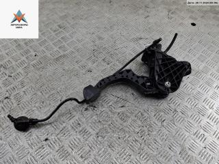 педаль сцепления Volkswagen Golf 6 поколение 2011, 2.0 л., дизель, МКПП, чёрный, универсал