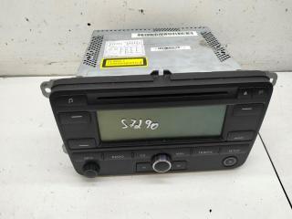 магнитола Volkswagen Passat B6 2006, 2.0 л., дизель, МКПП, серый, универсал, 1K0035191E