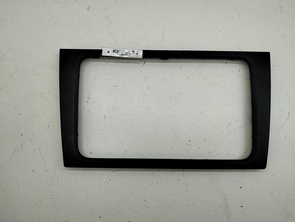 накладка на торпедо (консоль) Volkswagen Golf-6 2011, 2.0 л., дизель, МКПП, чёрный, универсал, 5K0858063E