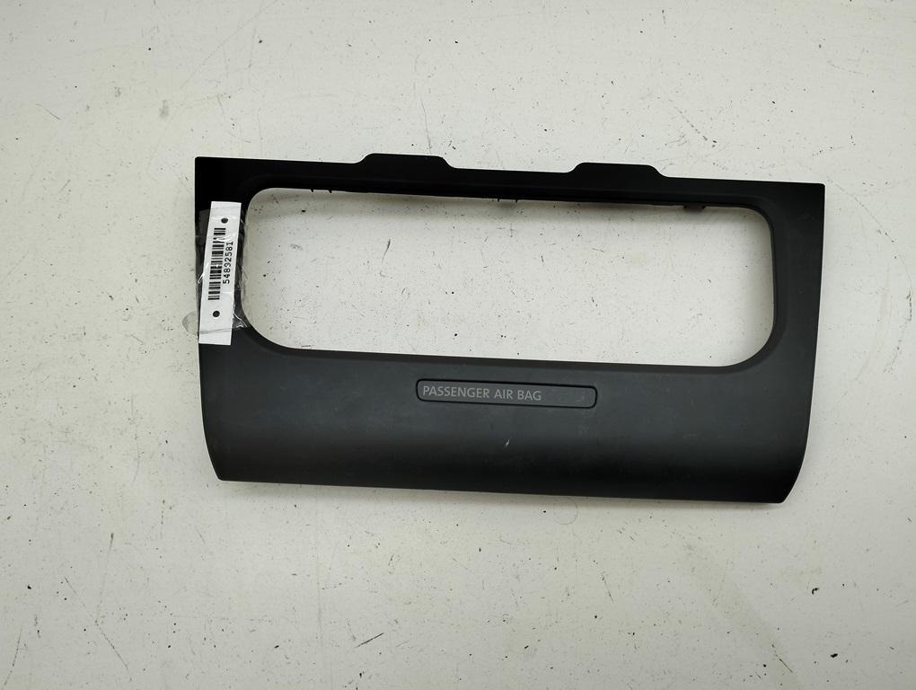 накладка на торпедо (консоль) Volkswagen Golf-6 2011, 2.0 л., дизель, МКПП, чёрный, универсал, 5K0858069P