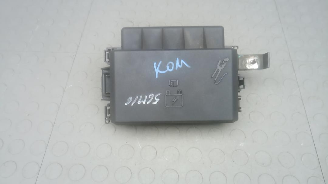 блок комфорта Chrysler 300C 1 поколение 2007, 3.0 л., дизель, АКПП, универсал - фото №1