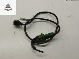 датчик детонации Audi A4 B5 1995, 1.8 л., бензин, МКПП, красный, универсал, 054905377H