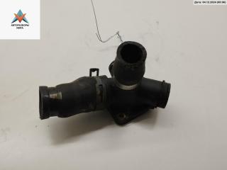 фланец (тройник) системы охлаждения Audi A4 B5 1997, 1.6 л., бензин, МКПП, синий, седан, 050121133C