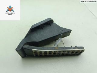 педаль Mercedes-Benz E-Класс W212/S212/C207/A207 2010, 3.0 л., дизель, АКПП, бежевый, универсал, 2043000204