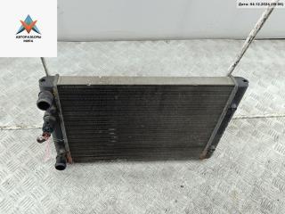 радиатор охлаждения Volkswagen Golf 3 поколение 1996, 1.6 л., бензин, МКПП, красный, хетчбэк 5 дв.