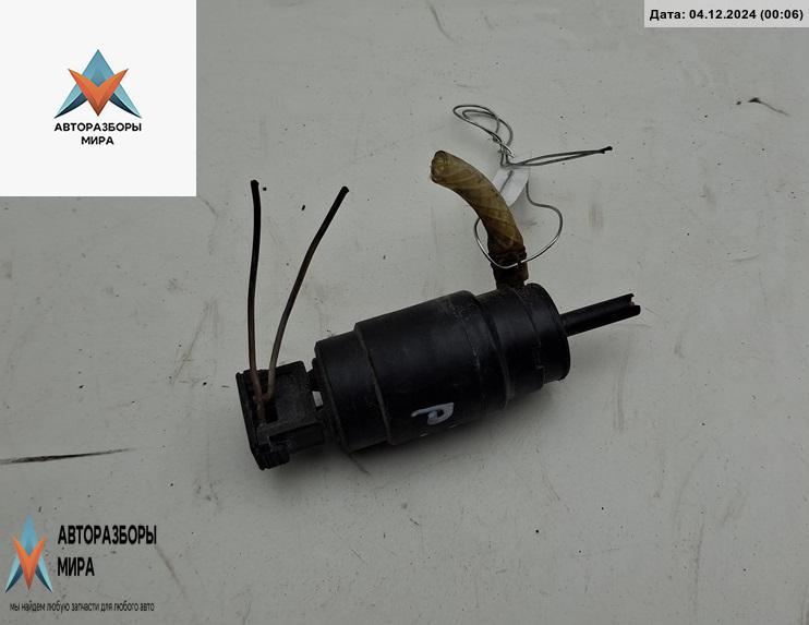 насос (моторчик) омывателя стекла Mercedes-Benz C-Класс W202/S202 1994, серый, седан, 2028690121 - фото №1