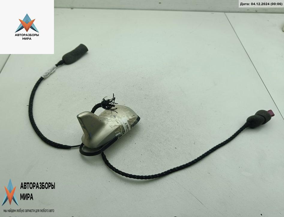 антенна Mercedes-Benz E-Класс W212/S212/C207/A207 2010, 3.0 л., дизель, АКПП, бежевый, универсал, 2118209075 - фото №1