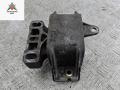 подушка крепления двигателя Volkswagen Golf 4 поколение 1999, 1.4 л., бензин, МКПП, чёрный, хетчбэк 3 дв. - фото №3