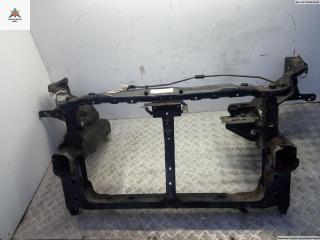 Рамка радиатора Mitsubishi Grandis 1 поколение 2004, 2.4 л., бензин, МКПП, чёрный, минивэн