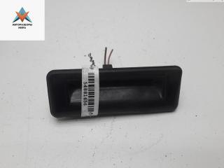 кнопка открытия багажника Skoda Fabia 2 поколение (5J) 2007, 1.2 л., бензин, МКПП, красный, хетчбэк 5 дв.