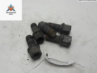 болт колесный Volkswagen Caddy 3 поколение 2005, 2.0 л., дизель, МКПП, белый, фургон