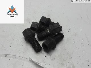 болт колесный Volkswagen Golf 4 поколение 2001, 1.4 л., бензин, МКПП, серый, хетчбэк 5 дв.