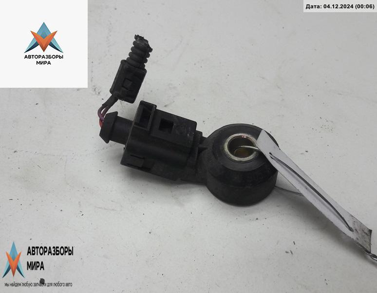 датчик детонации Volkswagen Golf 5 поколение 2005, 1.6 л., бензин, МКПП, синий, хетчбэк 5 дв. - фото №1