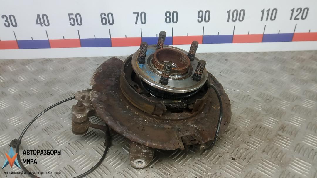 ступица задняя левая Chrysler 300C 1 поколение 2007, 3.0 л., дизель, АКПП, универсал - фото №1