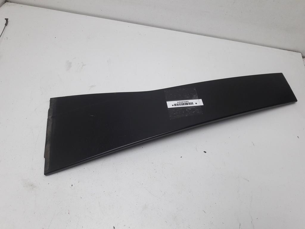 молдинг двери задней левой Volkswagen Passat B6 2007, 1.9 л., дизель, МКПП, серый, универсал, 3C9839903