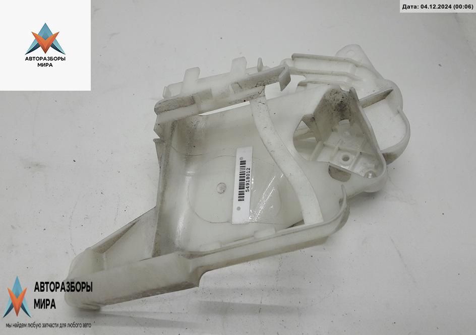 кронштейн (крепление) Volkswagen Passat B6 2007, 1.9 л., дизель, МКПП, серый, универсал, 3C0837867B - фото №1