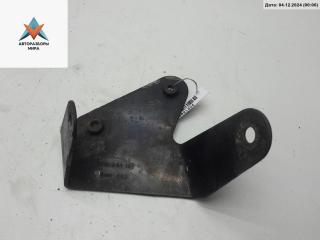 кронштейн (крепление) Volkswagen Passat B5 [рестайлинг] 2000, 1.9 л., дизель, МКПП, красный, универсал, 3B0951181