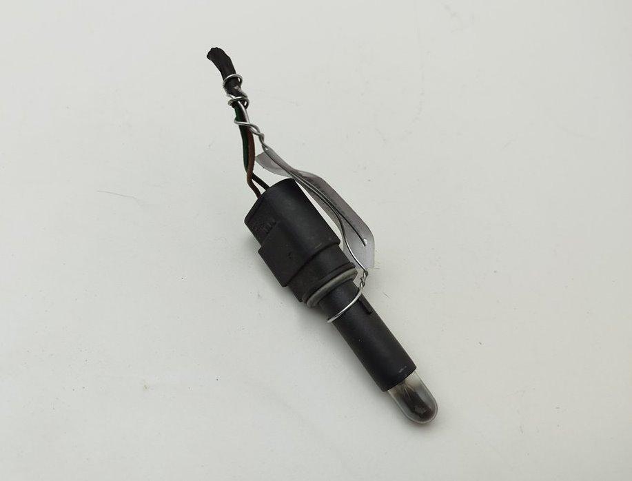 Патрон лампы фары BMW 3 E46 2002, 2.0 л., бензин, МКПП, серый, универсал, 8380205