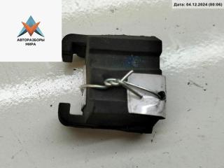 кронштейн радиатора Volkswagen Passat B5 [рестайлинг] 2002, 2.0 л., бензин, МКПП, серый, седан