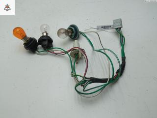 Патрон лампы фонаря Mazda 323 BJ 1999, 1.5 л., бензин, МКПП, зелёный, хетчбэк 5 дв.