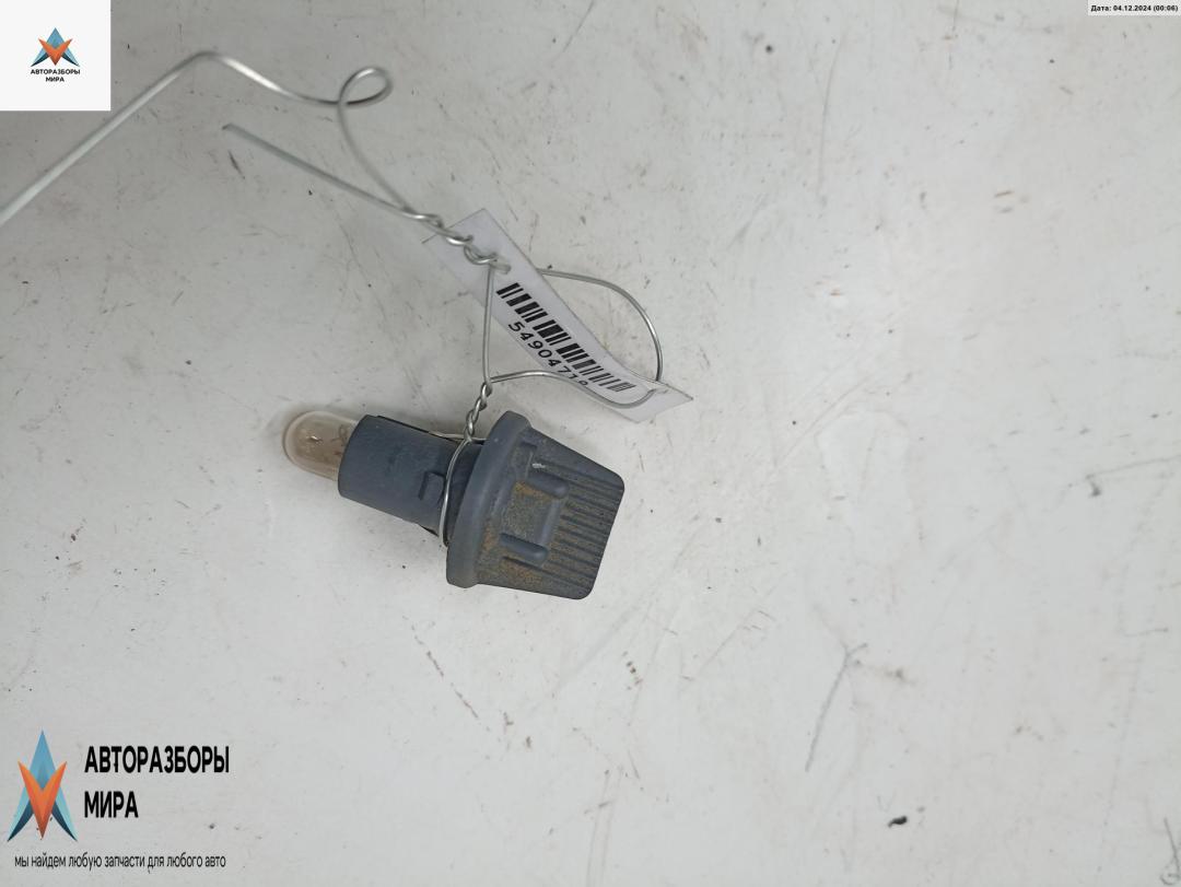 Патрон лампы фонаря Opel Insignia 1 поколение (A) 2011, 2.0 л., дизель, МКПП, чёрный, универсал - фото №1