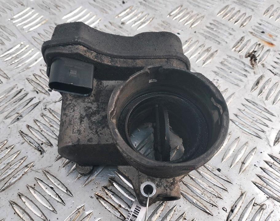 заслонка дроссельная Volkswagen Passat B6 2007, 2.0 л., дизель, АКПП, серый, универсал, 03G128063B