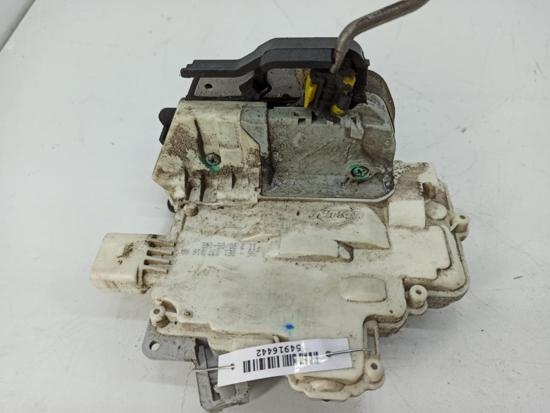 замок двери передней правой Audi A4 B7 2005, 2.0 л., TFSI, бензин, АКПП, серый, универсал, 8E1837016AA - фото №1