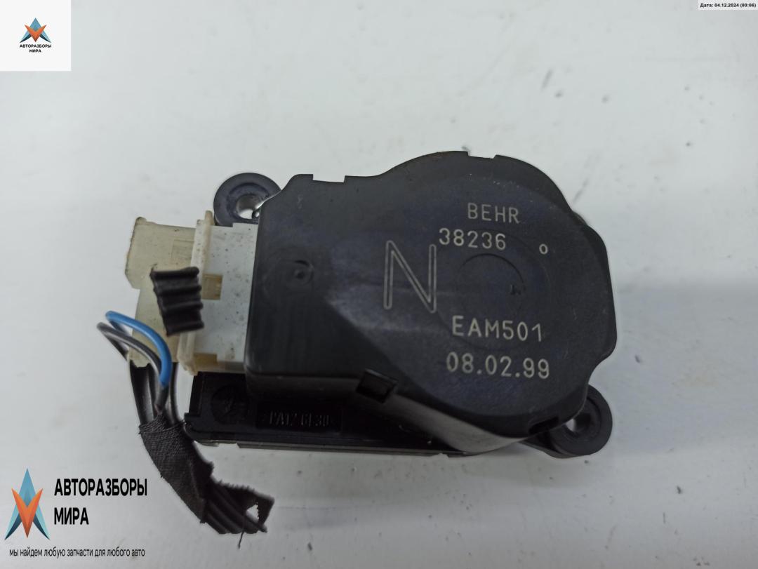 моторчик заслонки печки Mercedes-Benz S-Класс W220 1999, 3.2 л., бензин, АКПП, серый, седан, 38236 - фото №1