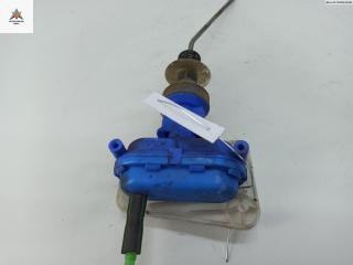 Активатор (привод) замка двери задней левой Audi 80 8C/B4 1993, 2.0 л., бензин, АКПП, красный, седан, 893