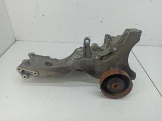 кронштейн компрессора кондиционера Audi A4 B7 2005, 2.0 л., TFSI, бензин, АКПП, серый, универсал, 06D903143D