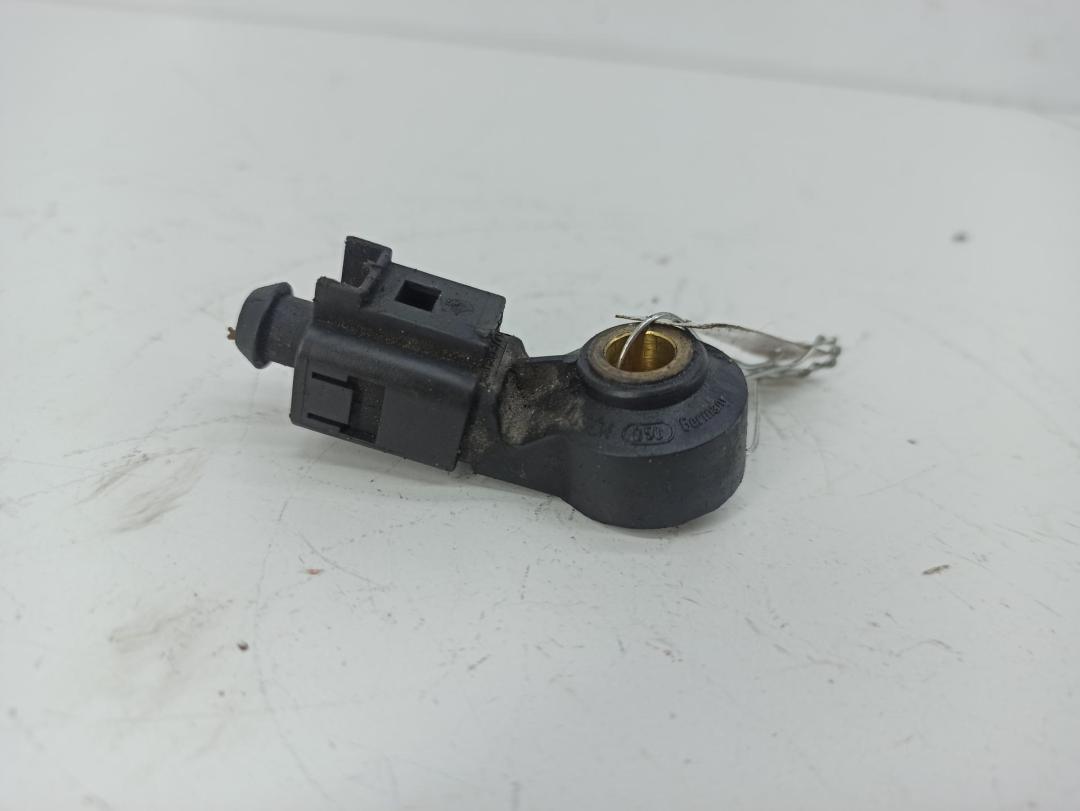 датчик детонации Audi A4 B7 2005, 2.0 л., TFSI, бензин, АКПП, серый, универсал, 0261231146