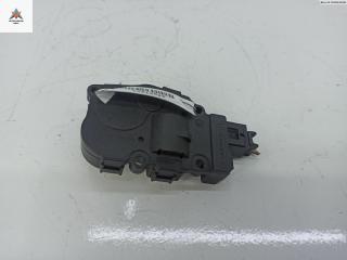 моторчик заслонки печки Mercedes-Benz E-Класс W212/S212/C207/A207 2010, 3.0 л., дизель, АКПП, бежевый, универсал, 11052010