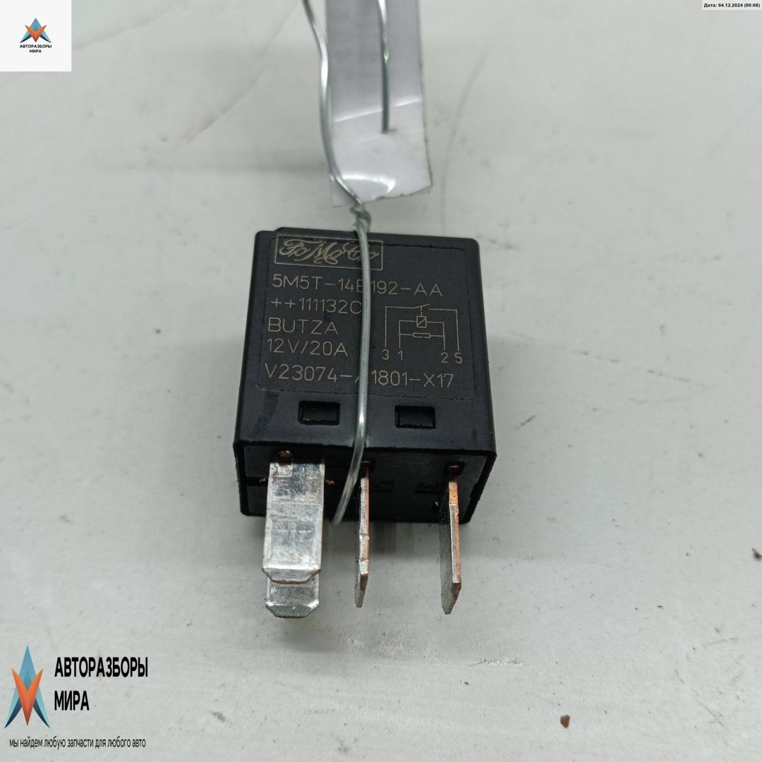 реле (прочие) Ford Focus 3 поколение 2011, 1.6 л., i, бензин, МКПП, красный, универсал, 5M5T14B192AA. - фото №1