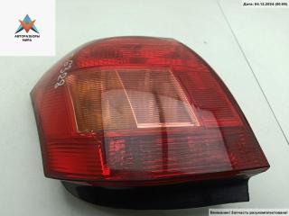 фонарь задний правый Toyota Corolla 9 поколение (E120/E130) 2003, 2.0 л., дизель, МКПП, серый, хетчбэк 5 дв.