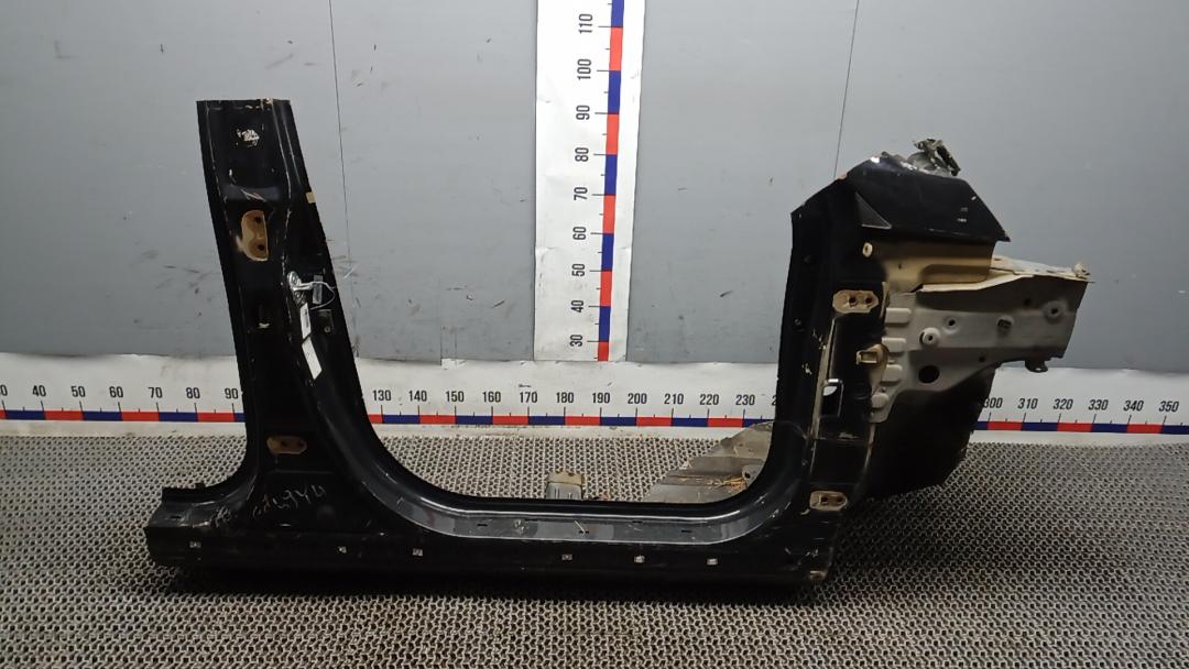 порог правый Kia Sportage 3 поколение 2010, 2.0 л., дизель, МКПП, внедорожник 5 дв. - фото №1