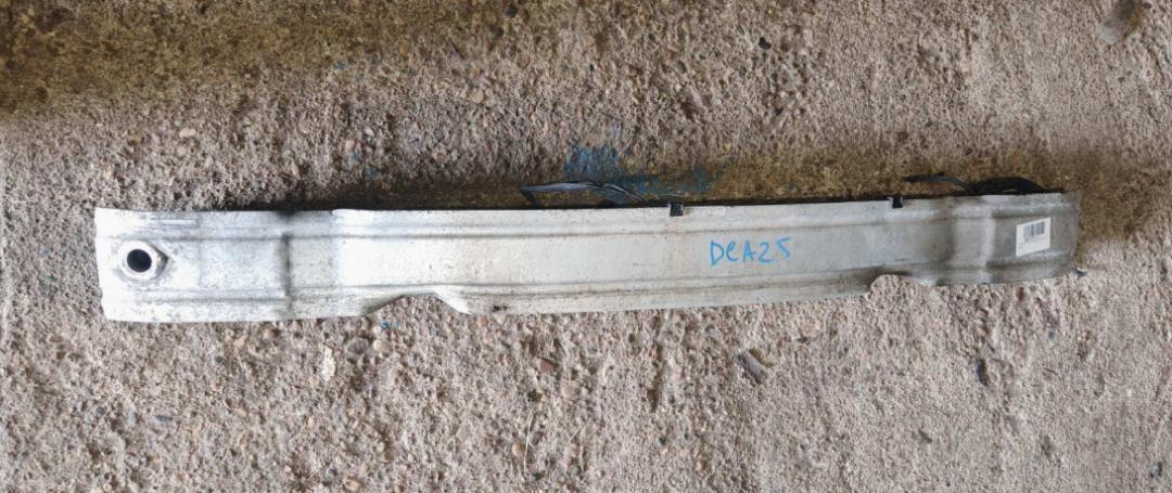 усилитель бампера переднего Audi A6 4G/C7 2012, 2.0 л., дизель, МКПП, седан, 4G0807113A, 4G0807133F, 4G0807134F - фото №1