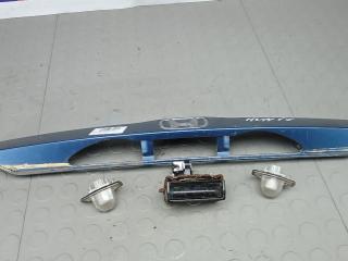 кнопка открытия багажника Honda Insight 2 поколение 2009, 1.3 л., бензин, АКПП, хетчбэк 5 дв., 74810TM8003