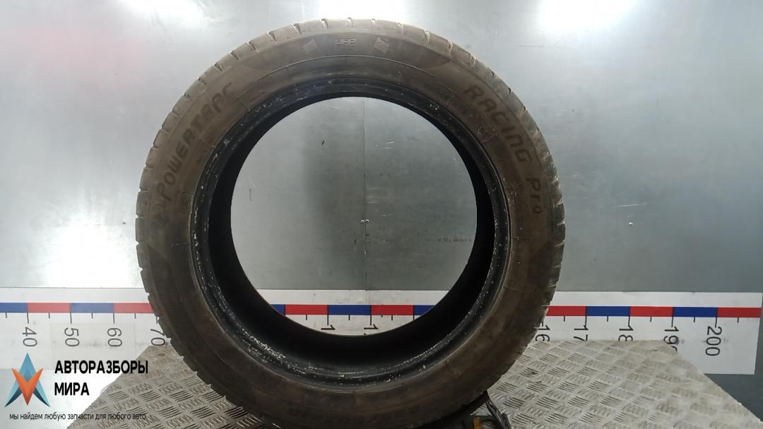 шина Ford Kuga 2 поколение 2014, 2.0 л., дизель, МКПП, внедорожник 5 дв. - фото №1