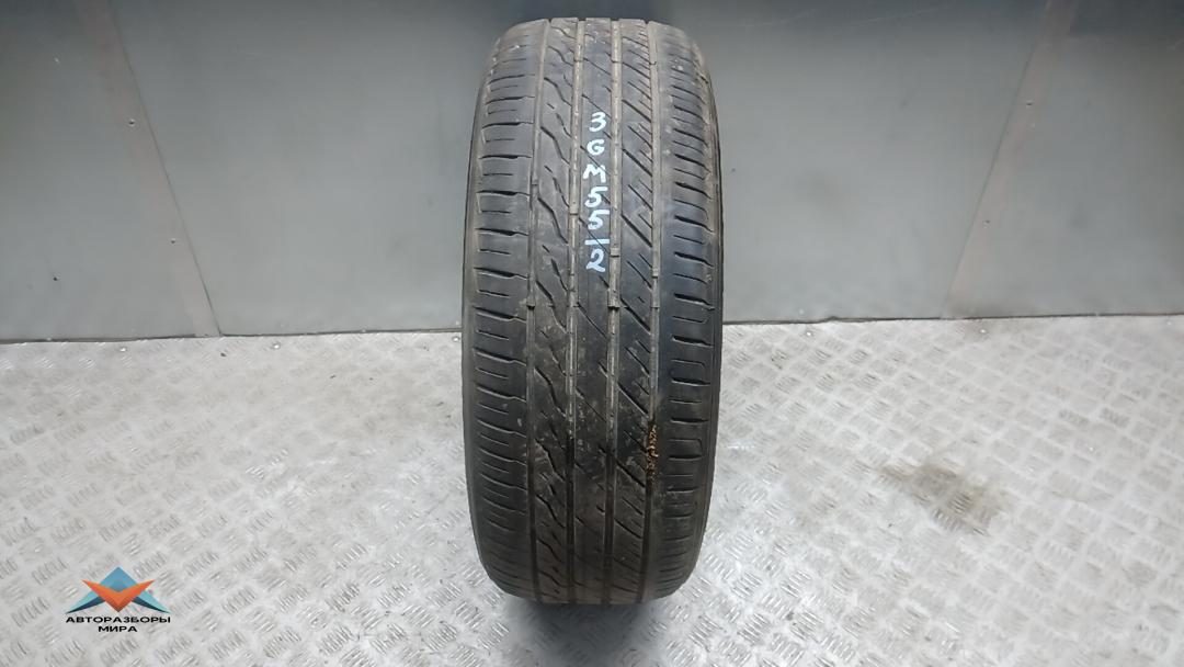 шина Nissan Juke YF15 2010, 1.5 л., дизель, МКПП, внедорожник 5 дв., 21555ZR17 - фото №1